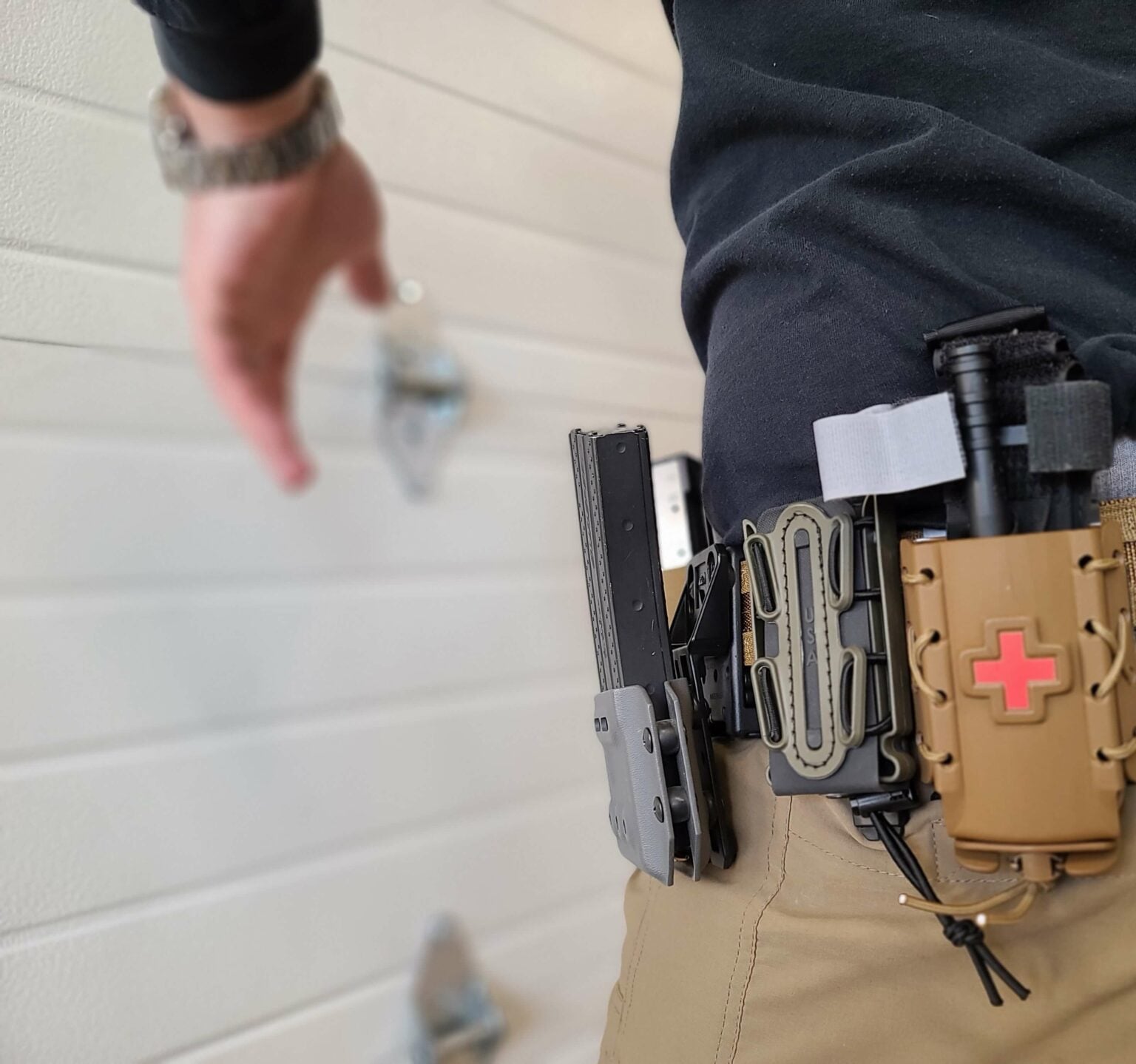 Ridgeline Drop with AR 15 Magazine Carrier.
